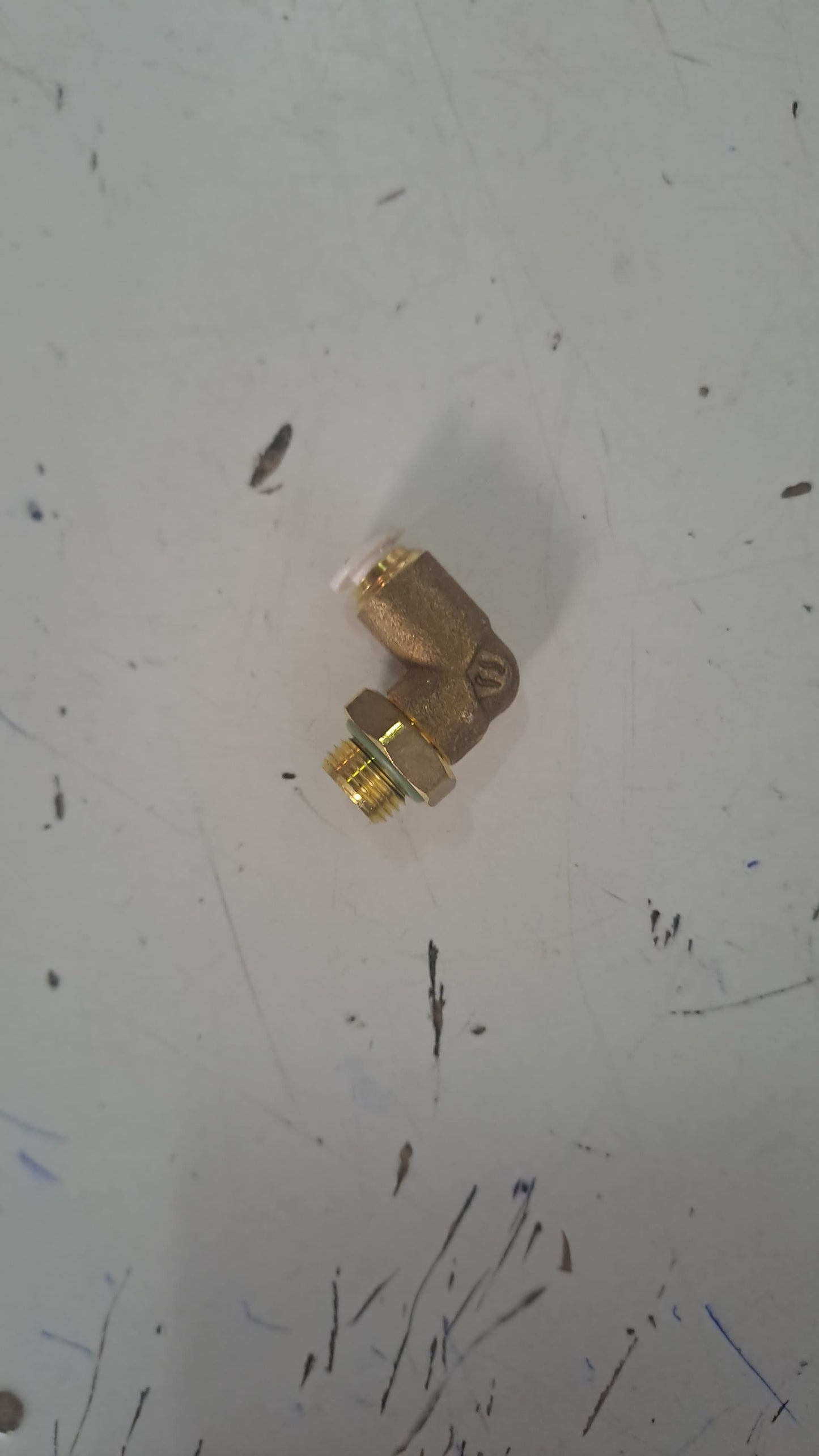 4X1/8M QUICK L fitting COUPLING 10853210